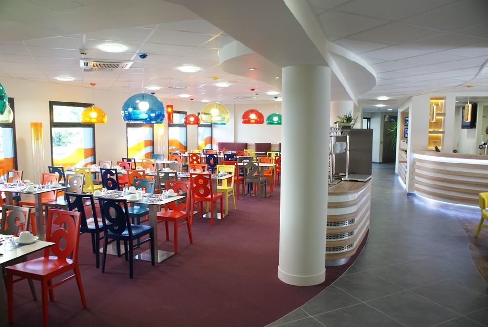 Kyriad La Rochelle Centre - Les Minimes Restaurace fotografie